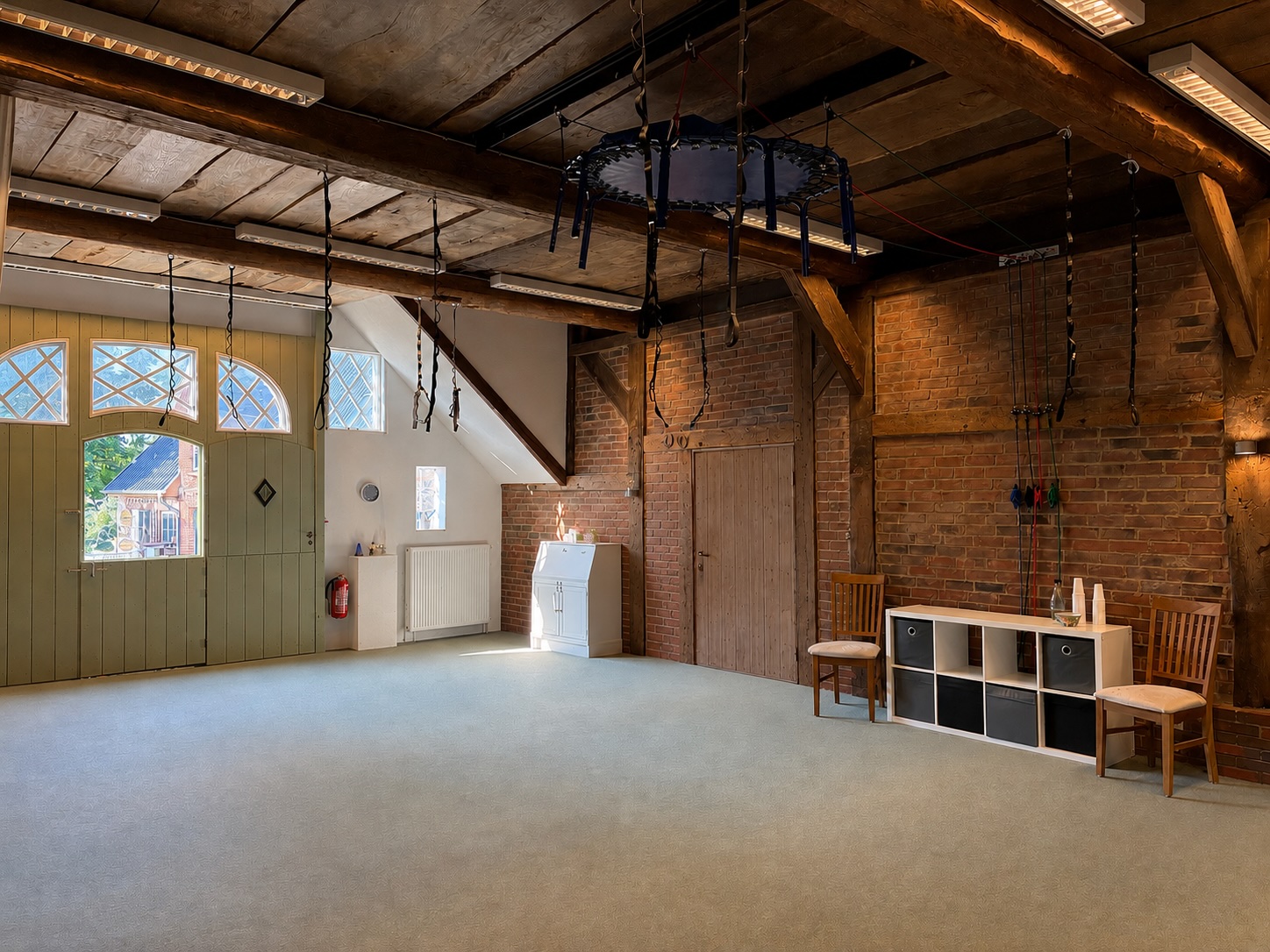 Historische Bewegungsdiele im Lindenhof